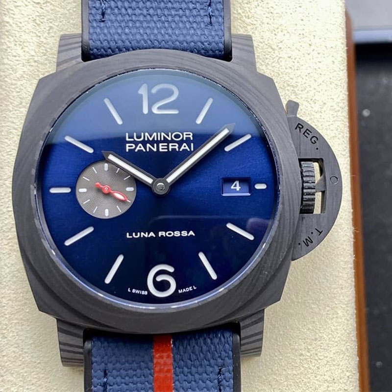 【VS製】ブランドコピーパネライ PAM01529 ルミノール マリーナ カーボテッTM ルナ・ロッサ